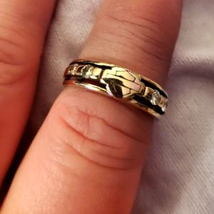 Women's Harley Davidson wedding set.